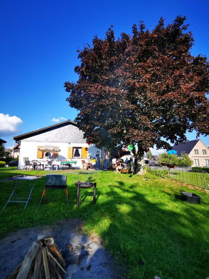 Bb19 Eifel-Ferienhaus Am Moseltal Mit Saunahaus Beuren  المظهر الخارجي الصورة